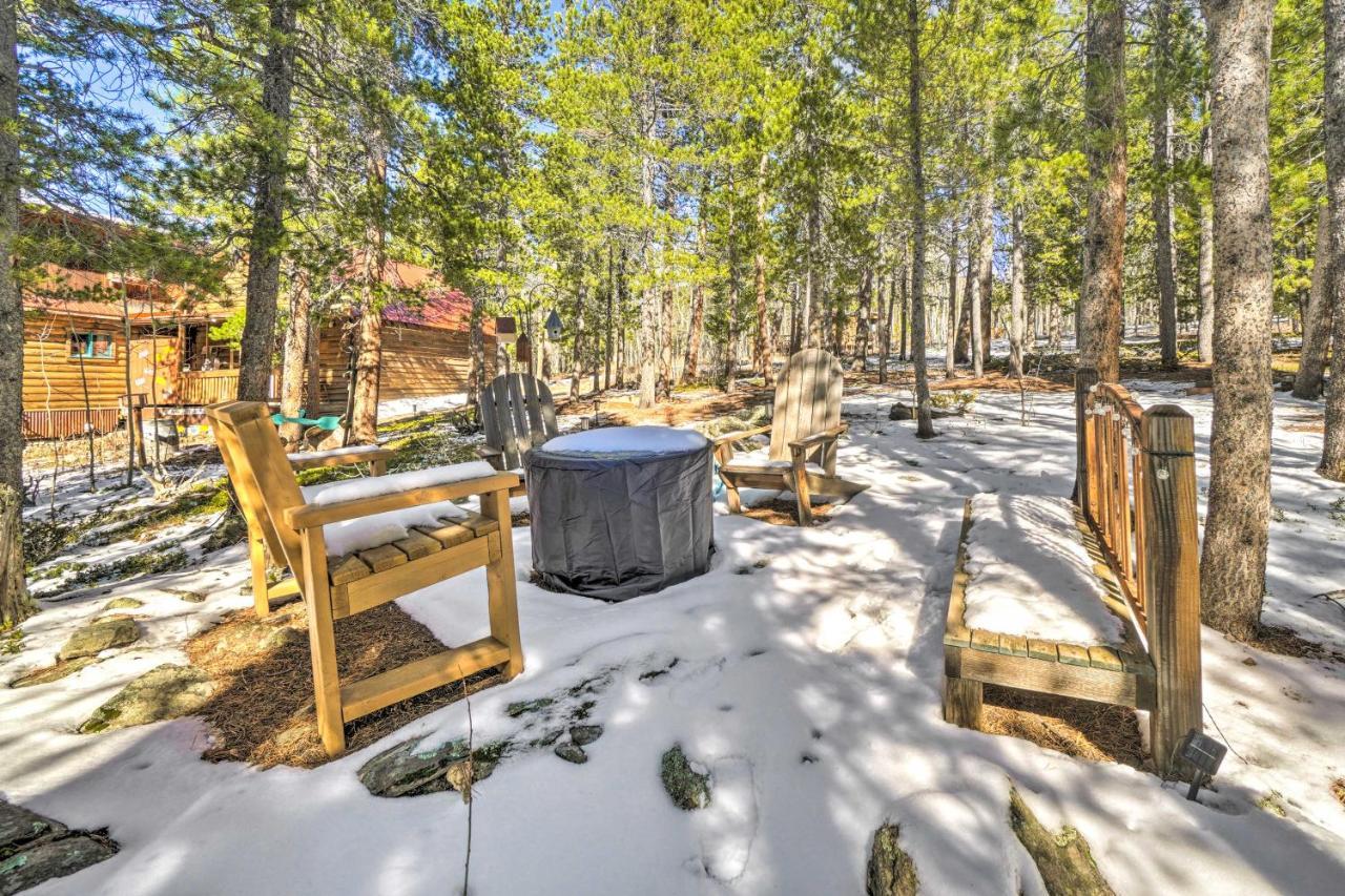 Secluded Black Hawk Log Cabin With Fire Pit! Exteriér fotografie