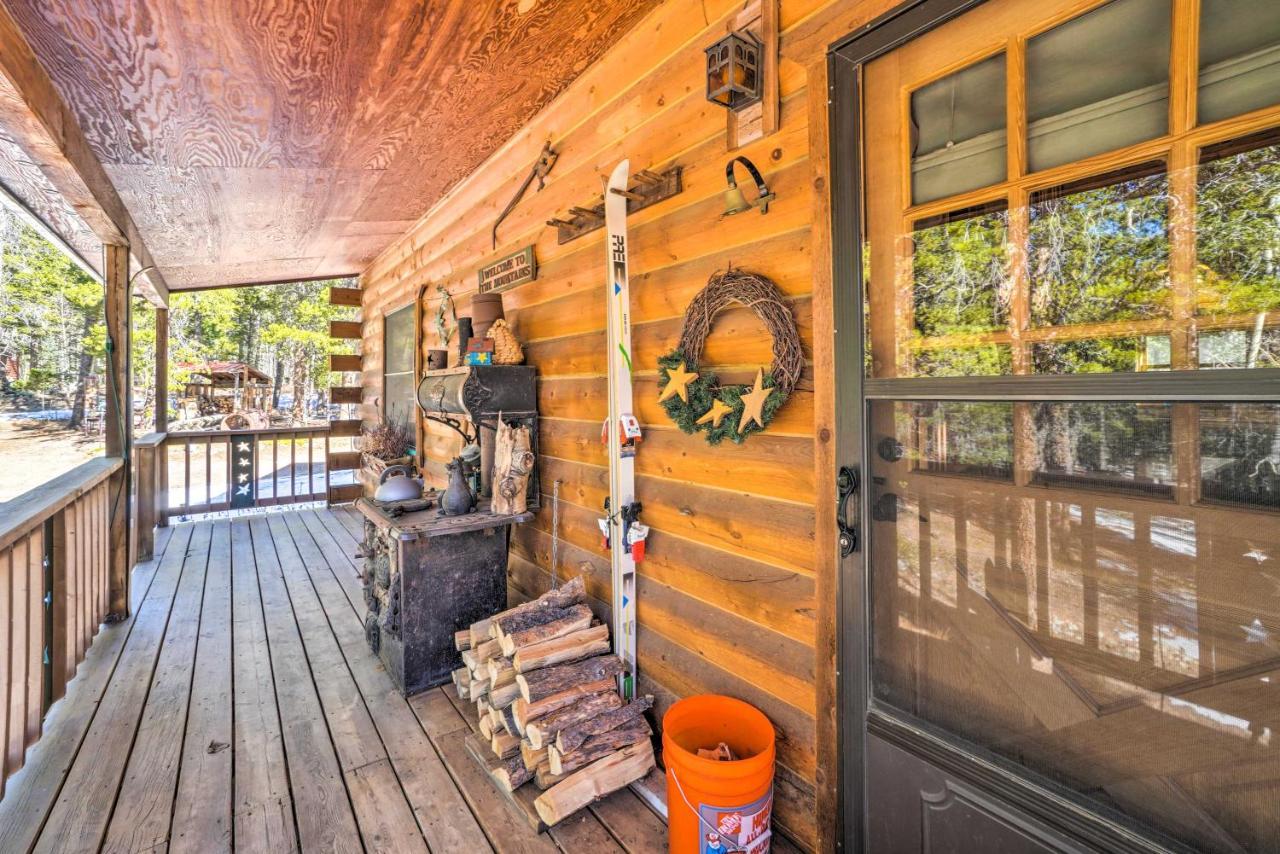 Secluded Black Hawk Log Cabin With Fire Pit! Exteriér fotografie