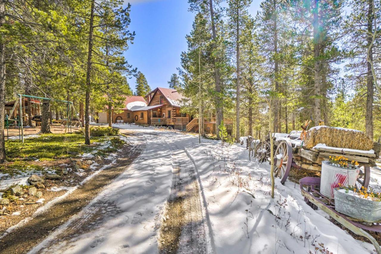 Secluded Black Hawk Log Cabin With Fire Pit! Exteriér fotografie